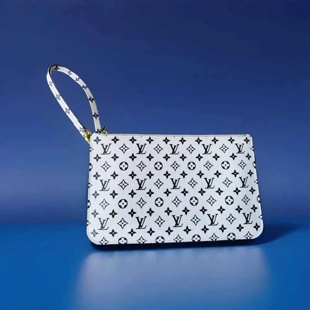 Louis Vuitton Pochette MM Bag Black White Pouch Wristlet Mini Monogram LTD Rare